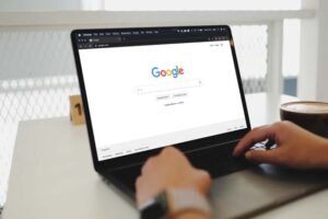 Cómo cambiar el fondo de Google en su escritorio o dispositivo móvil